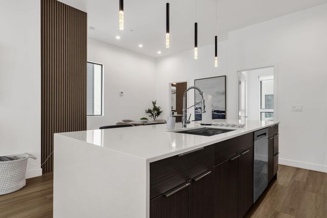 4220 N 32nd Street Unit 34, Phoenix, AZ 85018