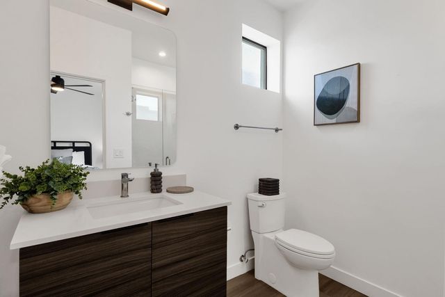 4220 N 32nd Street Unit 34, Phoenix, AZ 85018