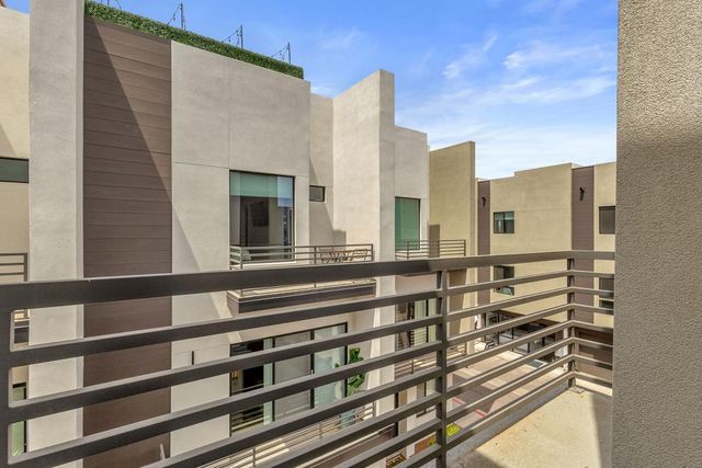 4220 N 32nd Street Unit 34, Phoenix, AZ 85018