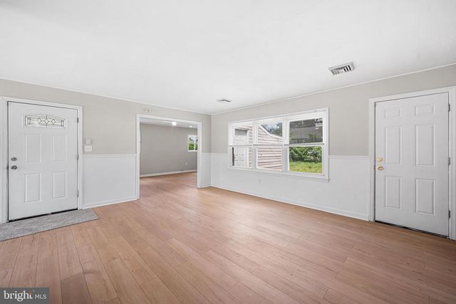 11 SEDGWICK LN, Willingboro, NJ 08046