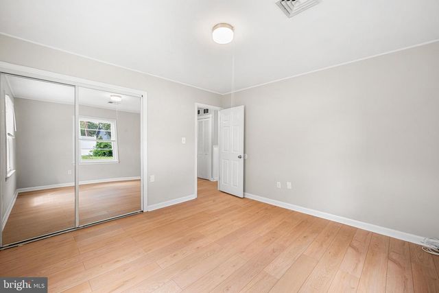 11 SEDGWICK LN, Willingboro, NJ 08046