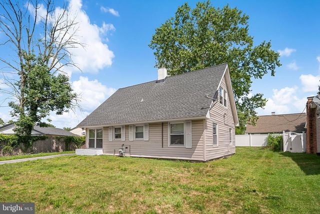 11 SEDGWICK LN, Willingboro, NJ 08046