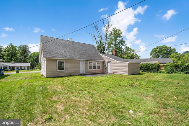 11 SEDGWICK LN, Willingboro, NJ 08046