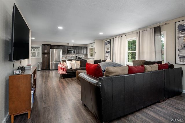 3401 21st, Northport, AL 35476