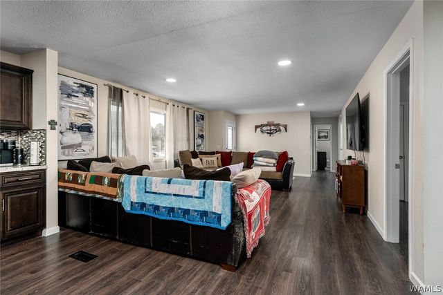 3401 21st, Northport, AL 35476