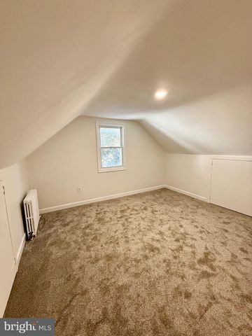 726 HILLTOWN PIKE, Line Lexington, PA 18932