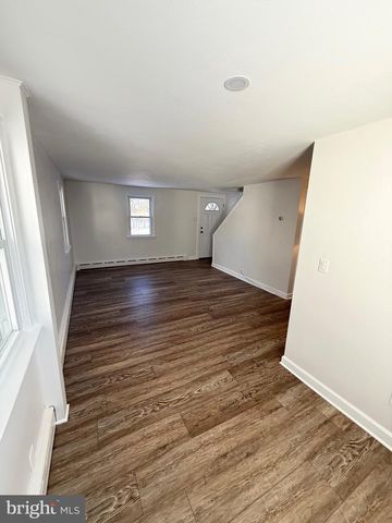 726 HILLTOWN PIKE, Line Lexington, PA 18932