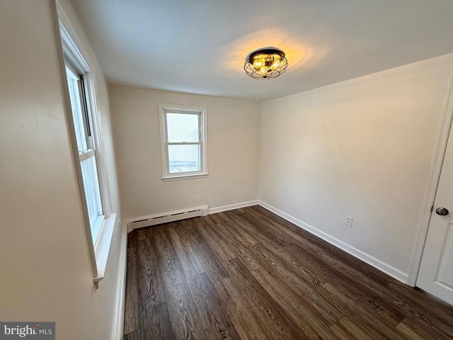 726 HILLTOWN PIKE, Line Lexington, PA 18932