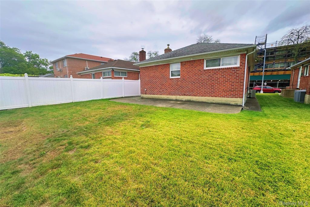 166-27 16th Avenue, Whitestone, NY 11357