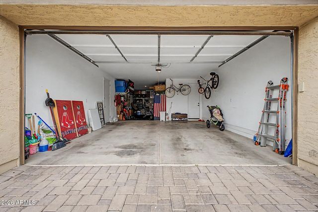 10422 E CORBIN Avenue, Mesa, AZ 85212
