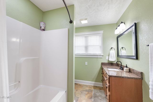 22481 Aven Lane, Abingdon, VA 24211