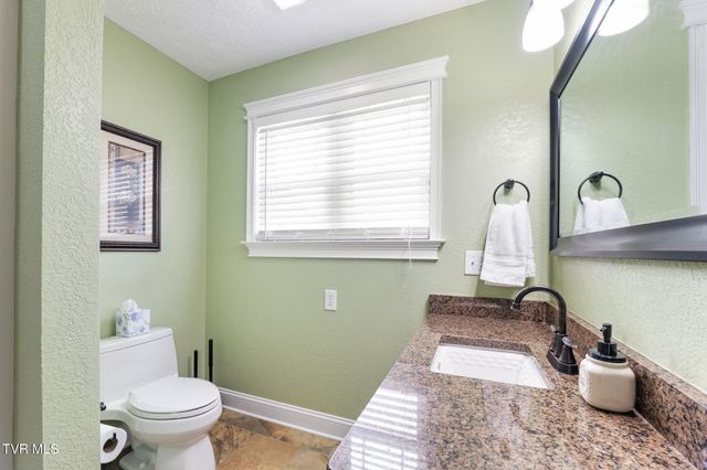 22481 Aven Lane, Abingdon, VA 24211