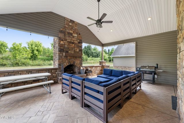 22481 Aven Lane, Abingdon, VA 24211