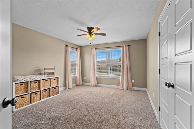 9300 SW Tsunami Court, Lee's Summit, MO 64064