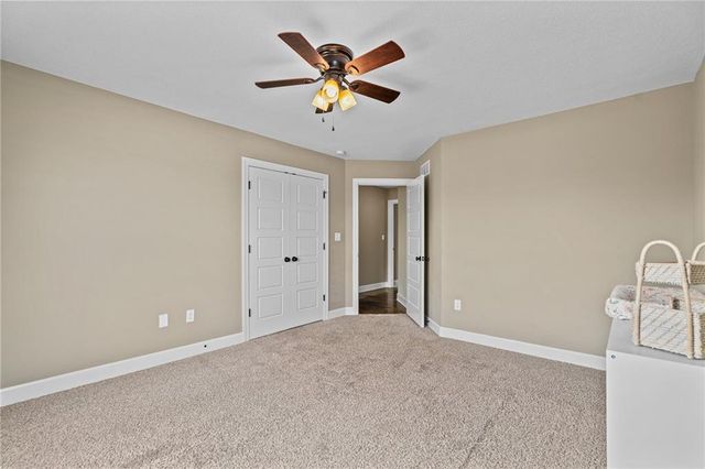 9300 SW Tsunami Court, Lee's Summit, MO 64064