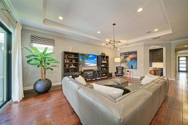 10121 MARBELLA DRIVE, Bradenton, FL 34211