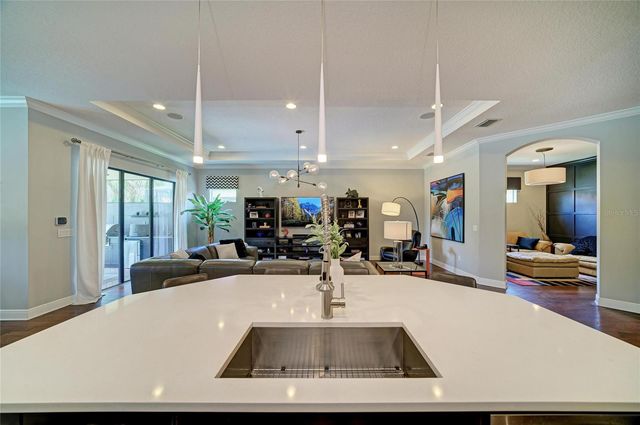 10121 MARBELLA DRIVE, Bradenton, FL 34211