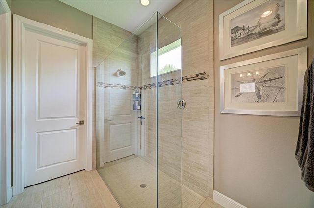 10121 MARBELLA DRIVE, Bradenton, FL 34211