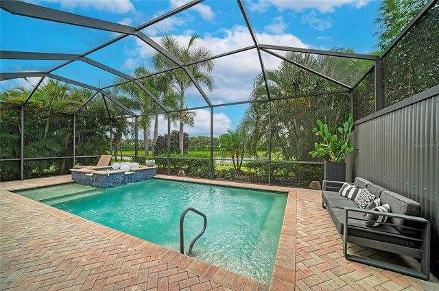 10121 MARBELLA DRIVE, Bradenton, FL 34211