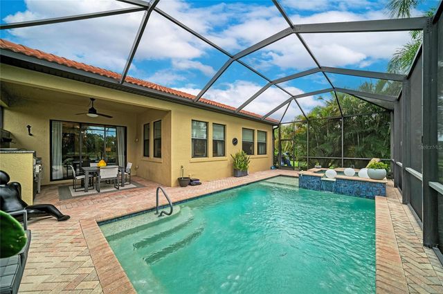 10121 MARBELLA DRIVE, Bradenton, FL 34211