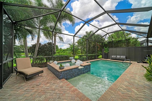 10121 MARBELLA DRIVE, Bradenton, FL 34211