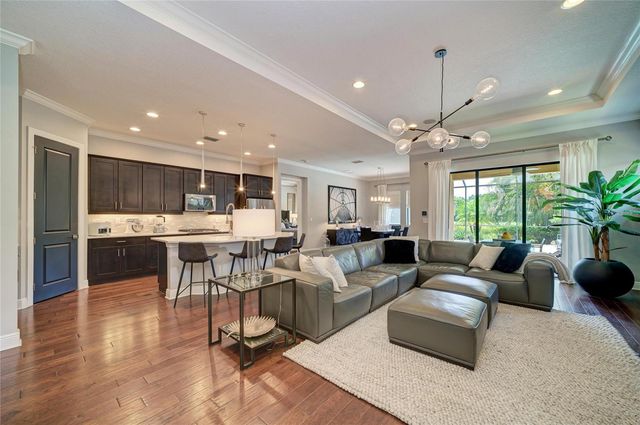 10121 MARBELLA DRIVE, Bradenton, FL 34211