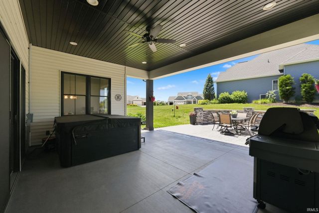 15183 Whisper Rock Boulevard, Fort Wayne, IN 46845