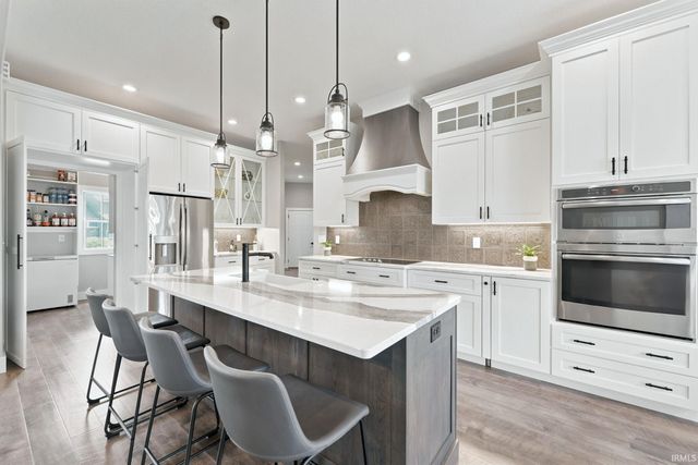 15183 Whisper Rock Boulevard, Fort Wayne, IN 46845