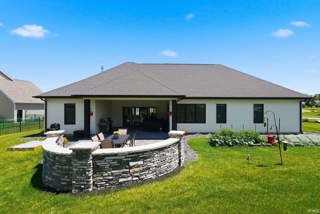 15183 Whisper Rock Boulevard, Fort Wayne, IN 46845