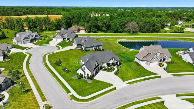 15183 Whisper Rock Boulevard, Fort Wayne, IN 46845