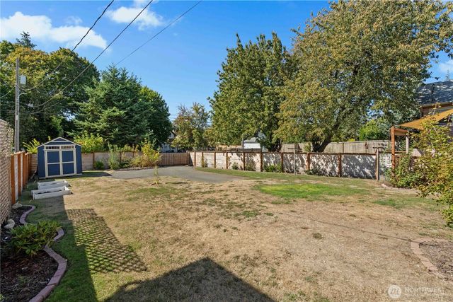 2340 S M Street, Tacoma, WA 98405