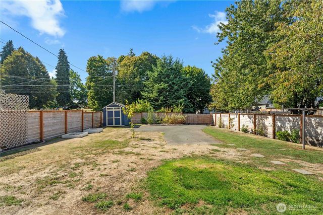 2340 S M Street, Tacoma, WA 98405