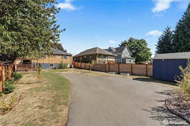 2340 S M Street, Tacoma, WA 98405