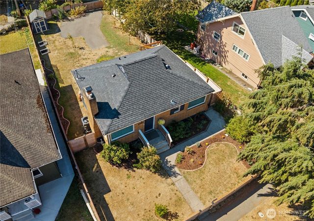 2340 S M Street, Tacoma, WA 98405