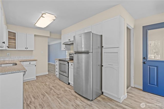 2340 S M Street, Tacoma, WA 98405