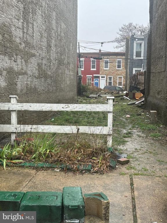 1814 N BUCKNELL ST, PHILADELPHIA, PA 19121 — exterior