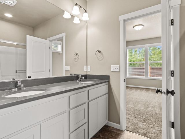 9716 Ne 106TH Way, Vancouver, WA 98662