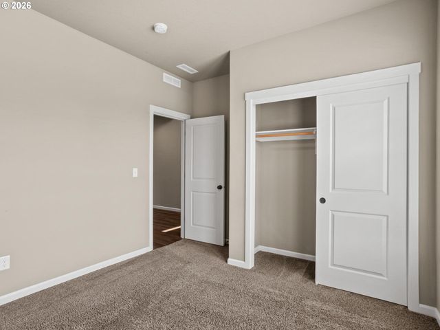 9716 Ne 106TH Way, Vancouver, WA 98662