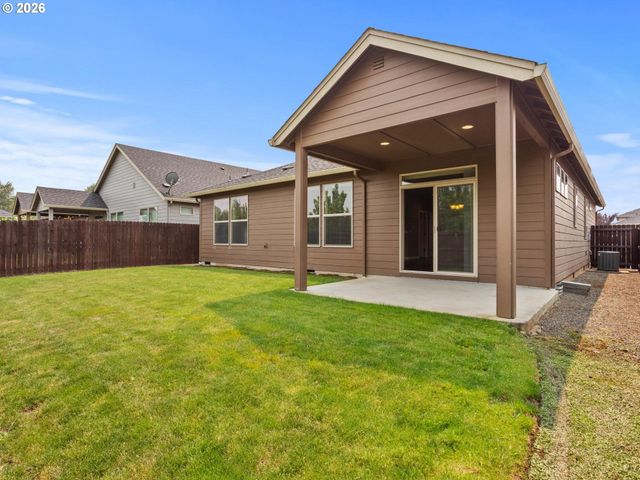 9716 Ne 106TH Way, Vancouver, WA 98662