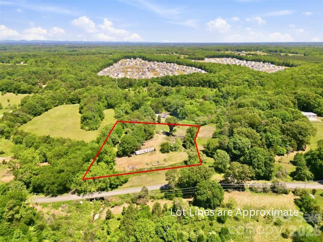 112 Fork Creek Road, Troutman, NC 28166