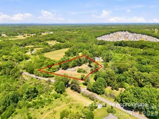 112 Fork Creek Road, Troutman, NC 28166