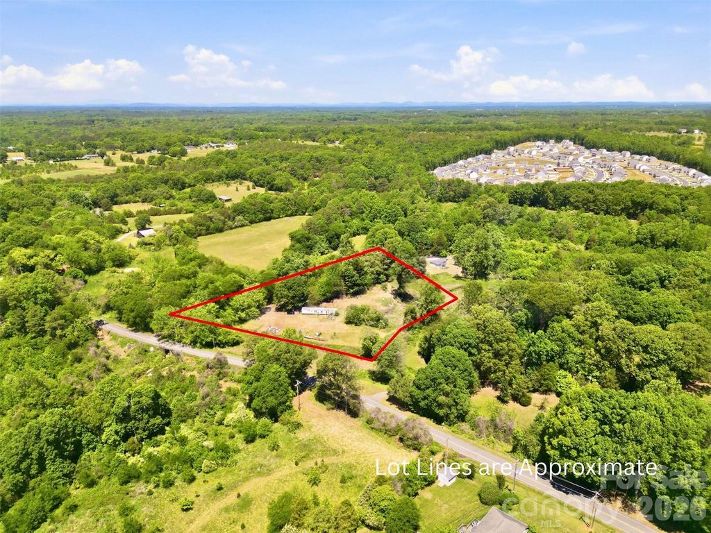 112 Fork Creek Road, Troutman, NC 28166