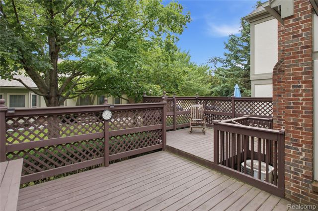 2239 Lone Wolf Lane, Canton Charter Township, MI 48188