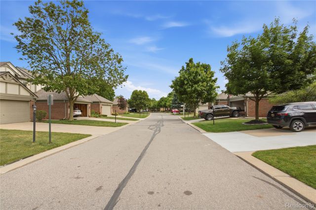 2239 Lone Wolf Lane, Canton Charter Township, MI 48188