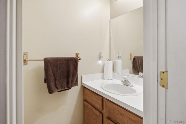2239 Lone Wolf Lane, Canton Charter Township, MI 48188