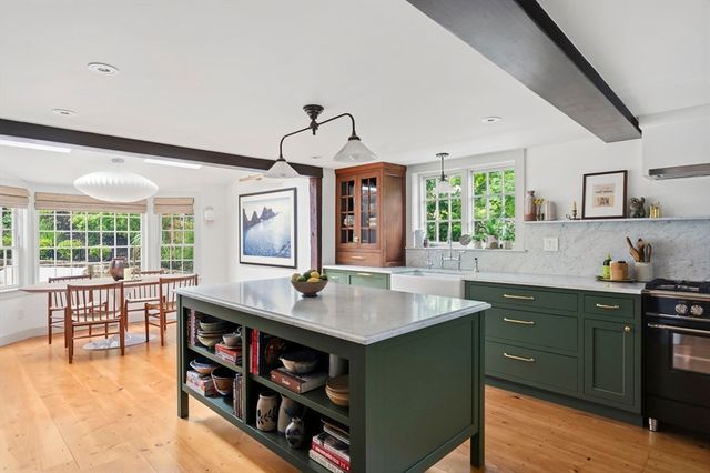 126 South Street, Hingham, MA 02043