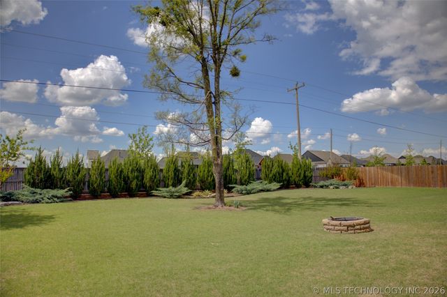 13672 S 23rd Street, Bixby, OK 74008