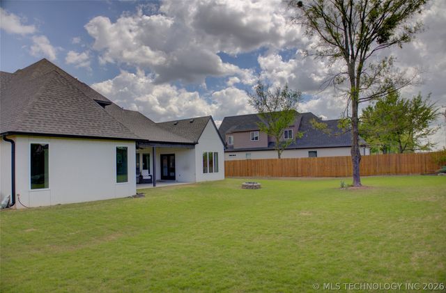 13672 S 23rd Street, Bixby, OK 74008