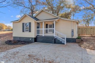 112 Golf Street, Greer, SC 29650