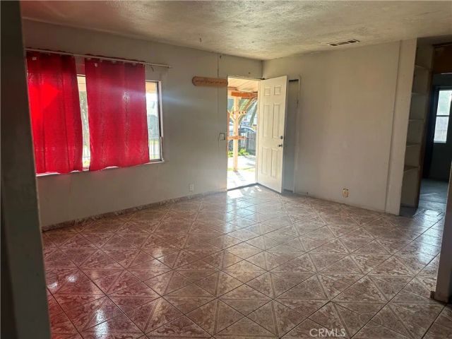 7900 W Myrtle Avenue, Winton, CA 95388